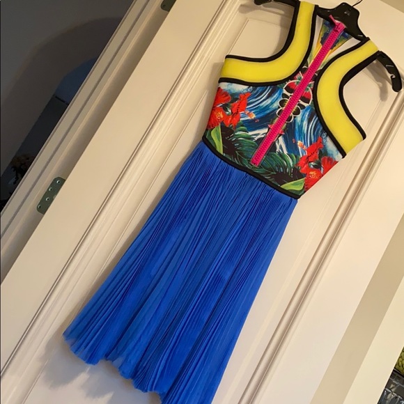 DSQUARED2 Dress 🍋Made in Italy - Picture 2 of 9